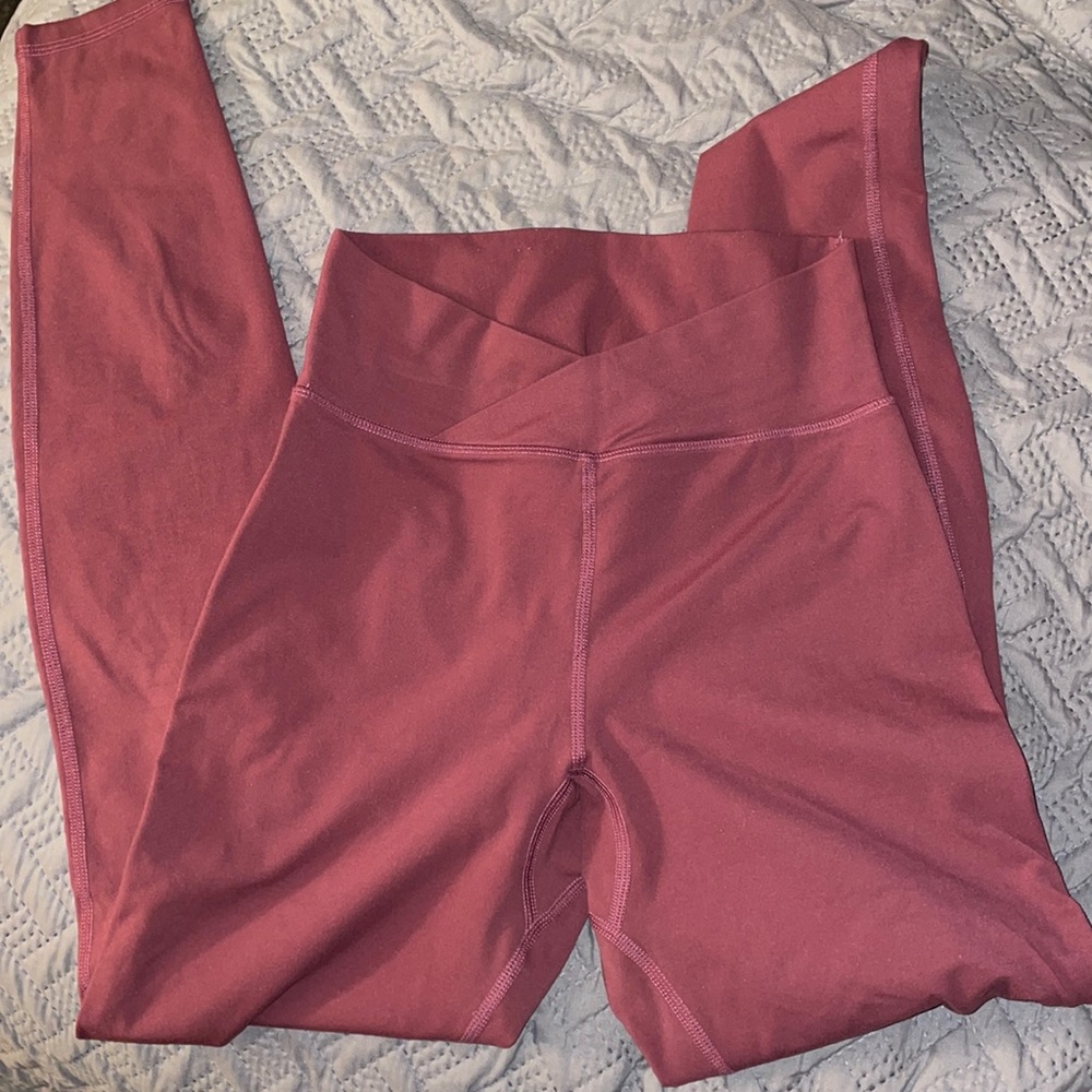 Alphalete Surface Legging